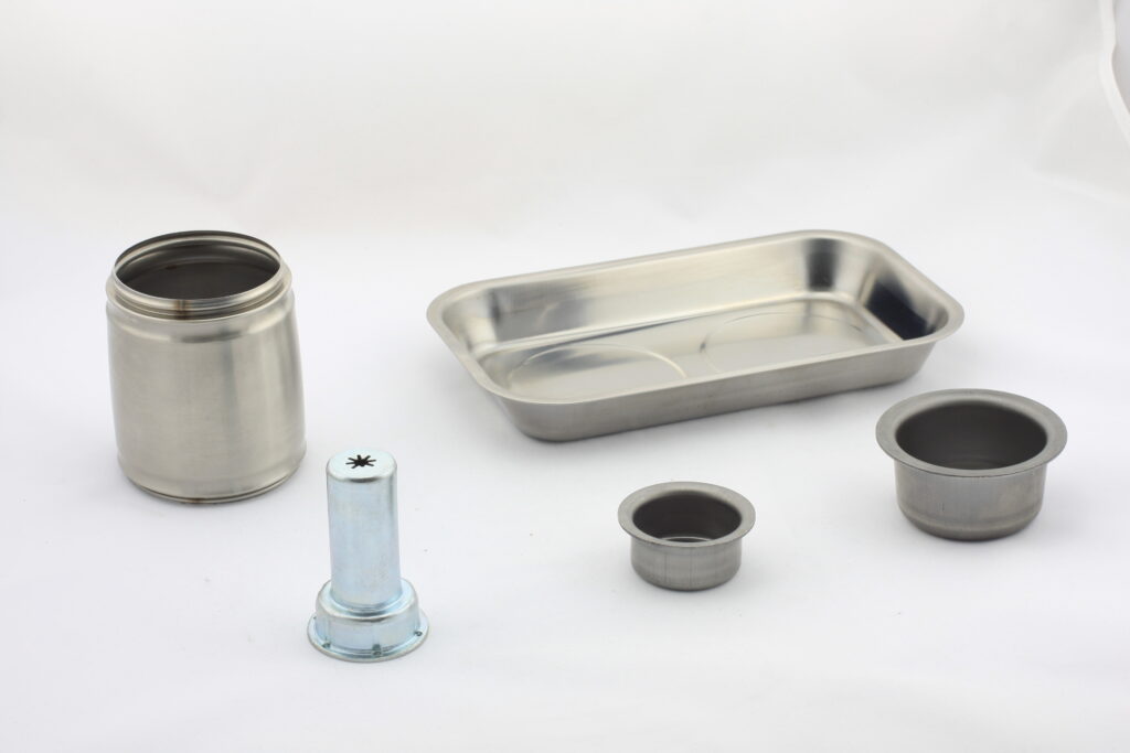 Exempel på produkter tillverkade genom stansning - Attentio Solutions.