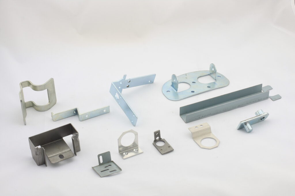 Exempel på produkter tillverkade genom stansning - Attentio Solutions.